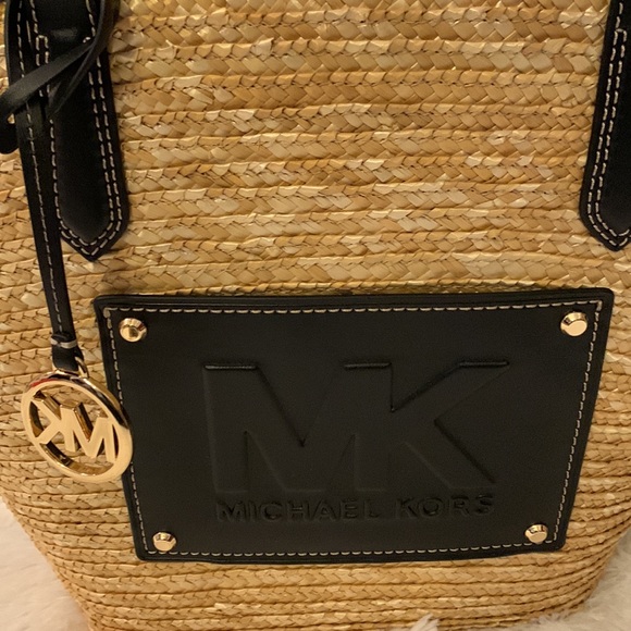 MICHAEL KORS large drawstring tote - Picture 8 of 11